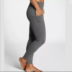 Athleta Gray Salutation Stash Pocket Leggings XS